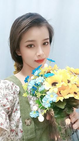 萌萌不圆深夜话聊主播照片
