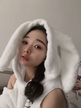 👑䒕暖宝好运旺旺旺主播照片