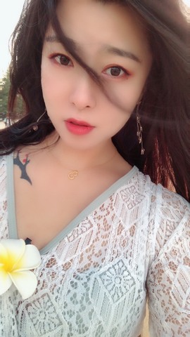 小雅代理ღ好运来主播照片