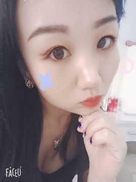 冰心有事不定时直播主播照片