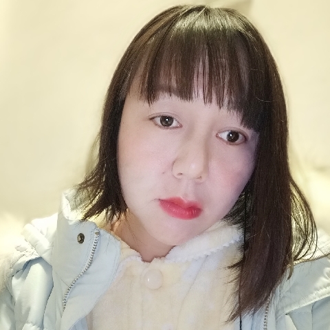 Bg~初夏的主播照片
