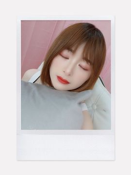 笑笑暂退主播照片