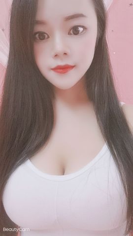 紫霞💜回四川去播主播照片