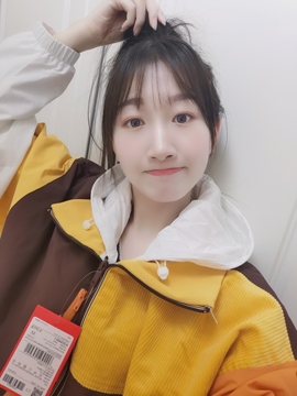 ღ瑋玮主播照片