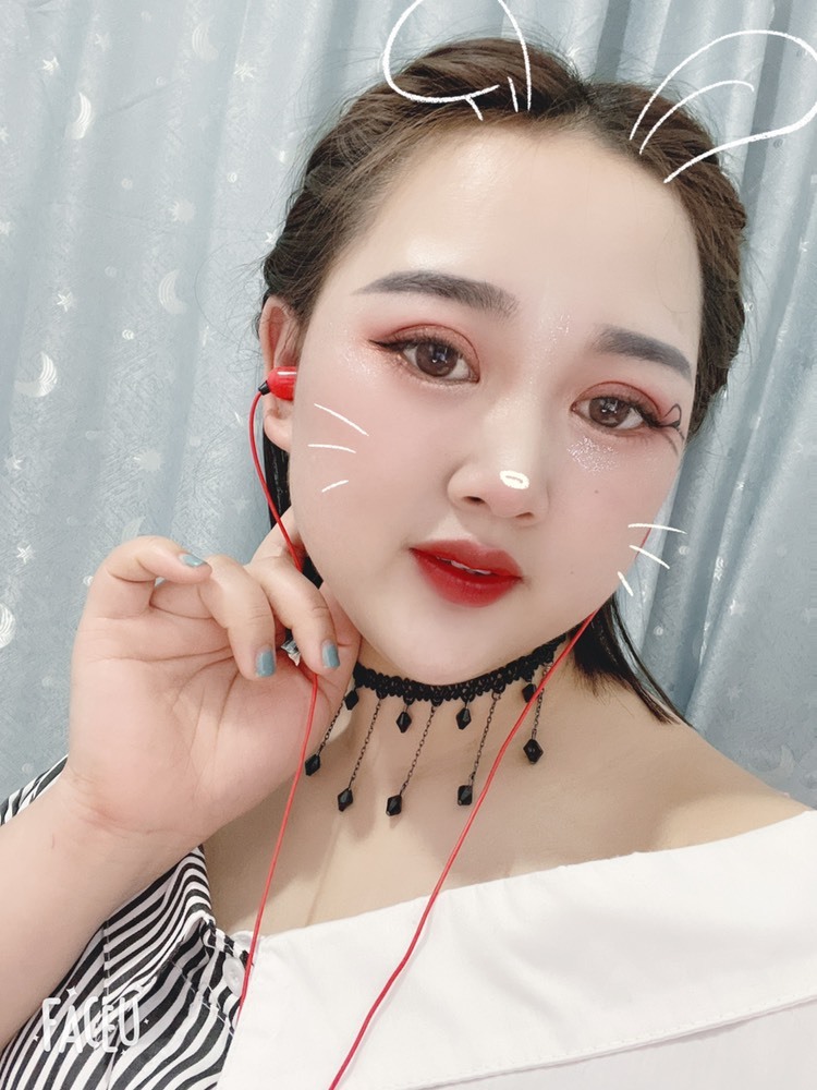 肉肉的瑾沫💃的图片