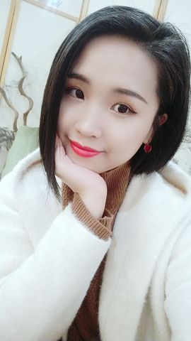 茶茶幸运星主播照片