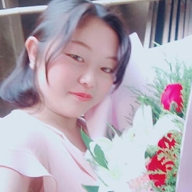 不敢去爱了主播照片