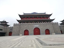 小鑫唱情歌主播照片
