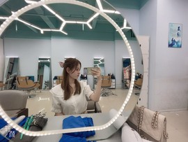 阿璐2号主播照片