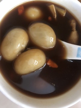 小海屯🐬李主播照片