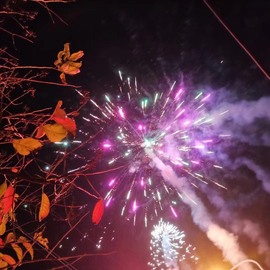 丞丞好运连连主播照片