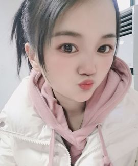 小甜贪财好色💕的图片