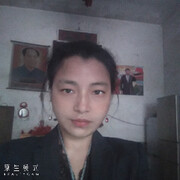 活在太阳底下的女人海报