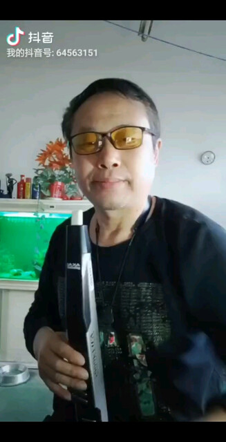 以歌会友