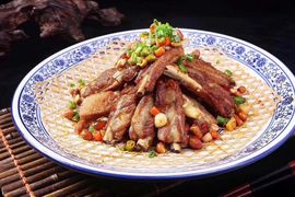 凑美没人爱主播照片