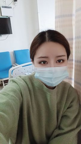 依芝の求百元榜的图片