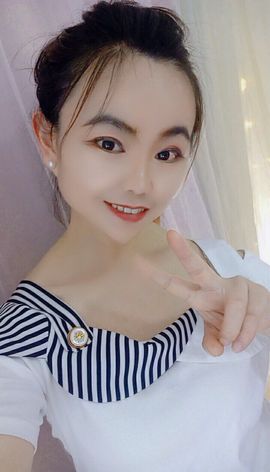 幸运❁小符号主播照片