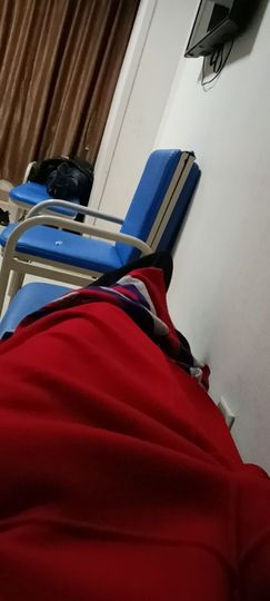 依芝の求百元榜的图片