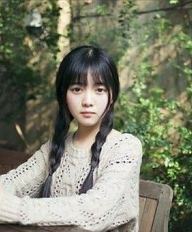 不弃芳华主播照片