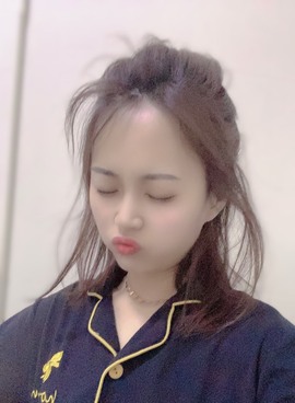 钱小亿主播照片