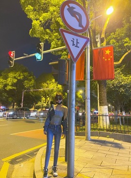 XM小冰冰乄休主播照片