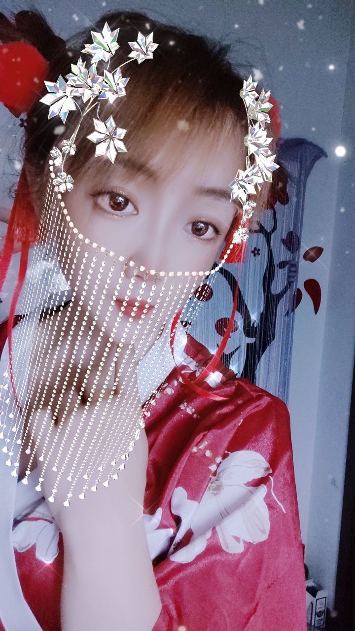 丑小鸭💞愿有一束光的图片