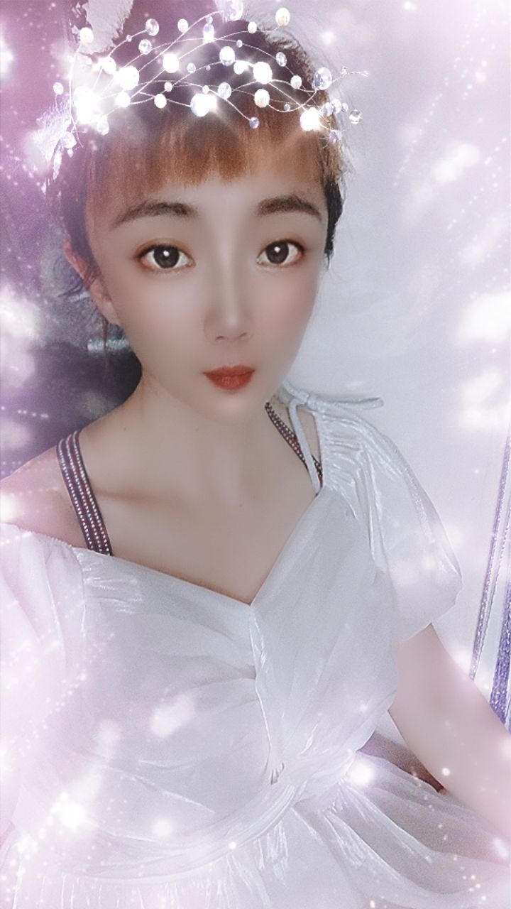 丑小鸭💞愿有一束光的图片