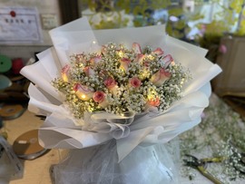 泡泡不困！主播照片