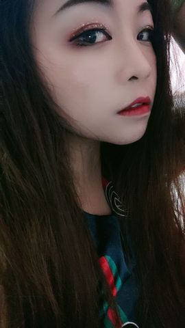 活宝黑妮主播照片