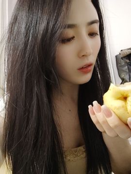 无名无姓，随性自然主播照片