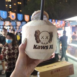 亲亲小虾主播照片