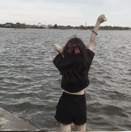 钱小亿主播照片