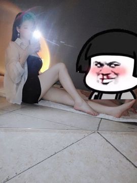 一树梨花压海唐同学☞主播照片