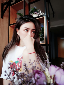 简丹🎶女杂音主播照片