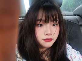 悠悠是个小可爱主播照片