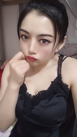 开心果冰儿主播照片