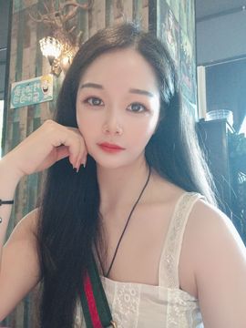 👑䒕暖宝好运旺旺旺主播照片