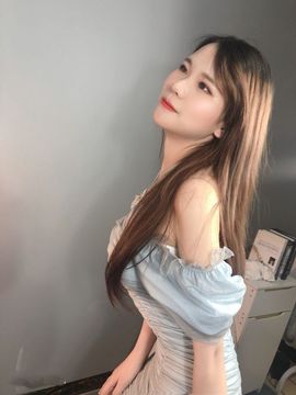 小布丁有缘再见主播照片
