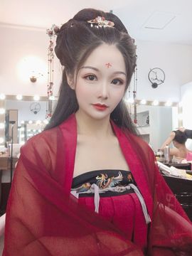 👑䒕暖宝好运旺旺旺主播照片