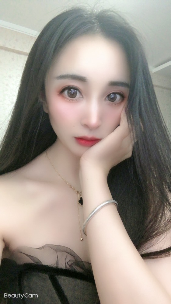 小玲宝🧸不连麦的图片
