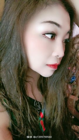 活宝黑妮主播照片