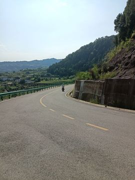 自律的车神主播照片