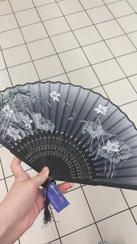 珏恋呀主播照片