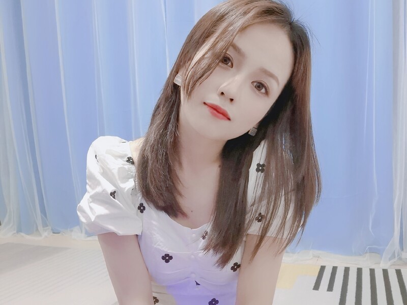 ～子衿的主播海报