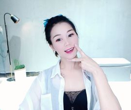 现实✔差距主播照片