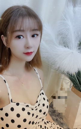 柒七休主播照片