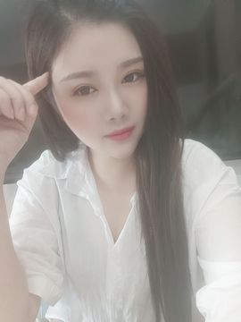 吴小优主播照片