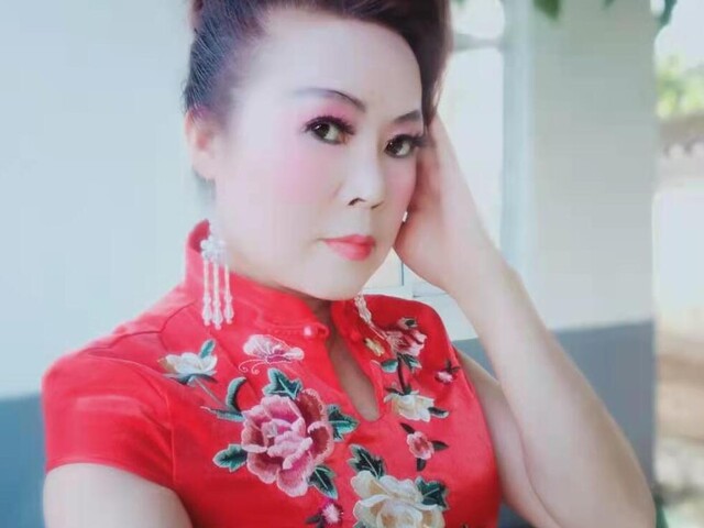 cj女人花海报