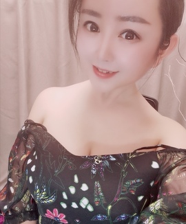 小虎牙ゞ瑄💘瑄つ主播照片