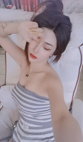 素雪小幸运主播照片